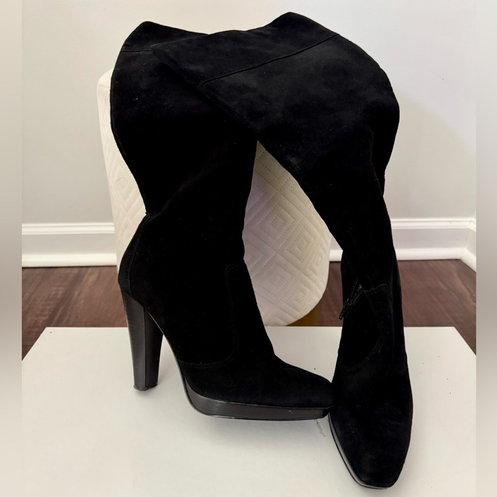 🔥Gorgeous Black knee high platform heeled boots🔥